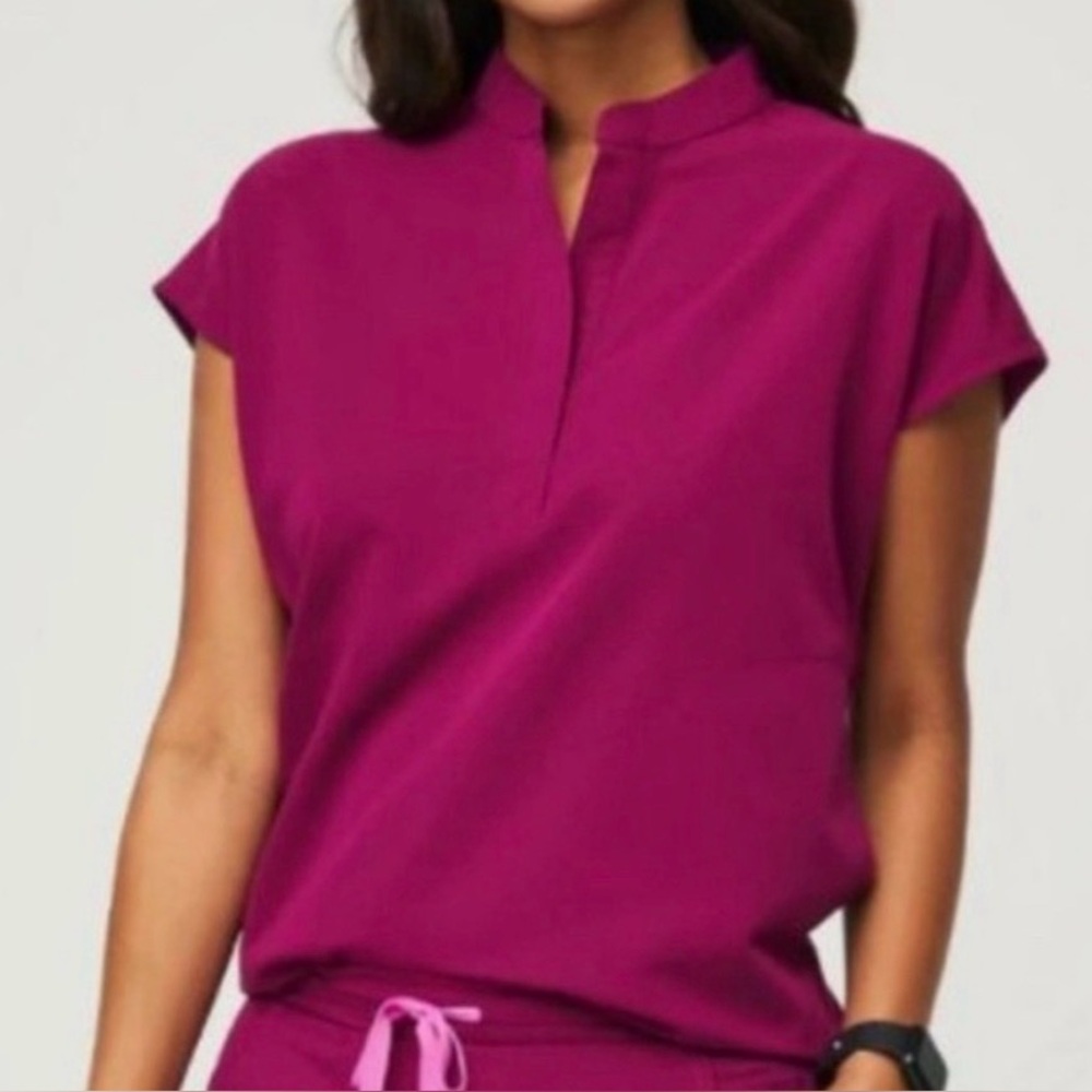 FIGS Women’s Dark Magenta Rafaela Oversized Scrub Top - XL